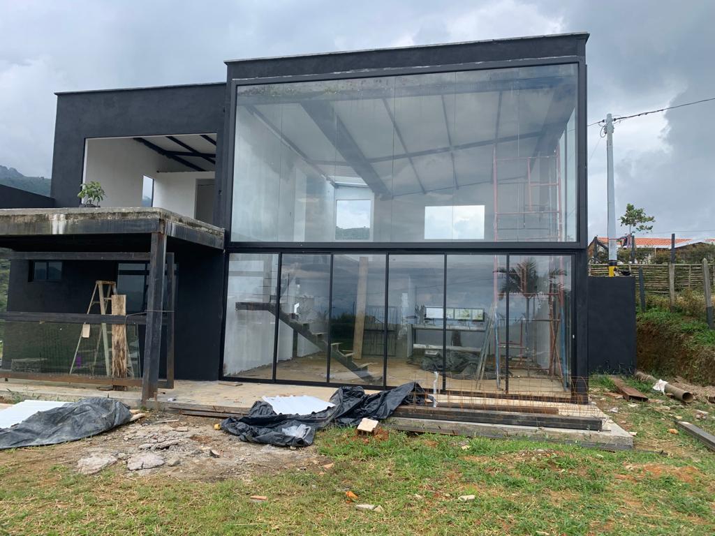 Obra de Metálicas JC